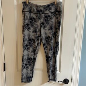 J. Jill Gray and Black Tie-Dye Leggings